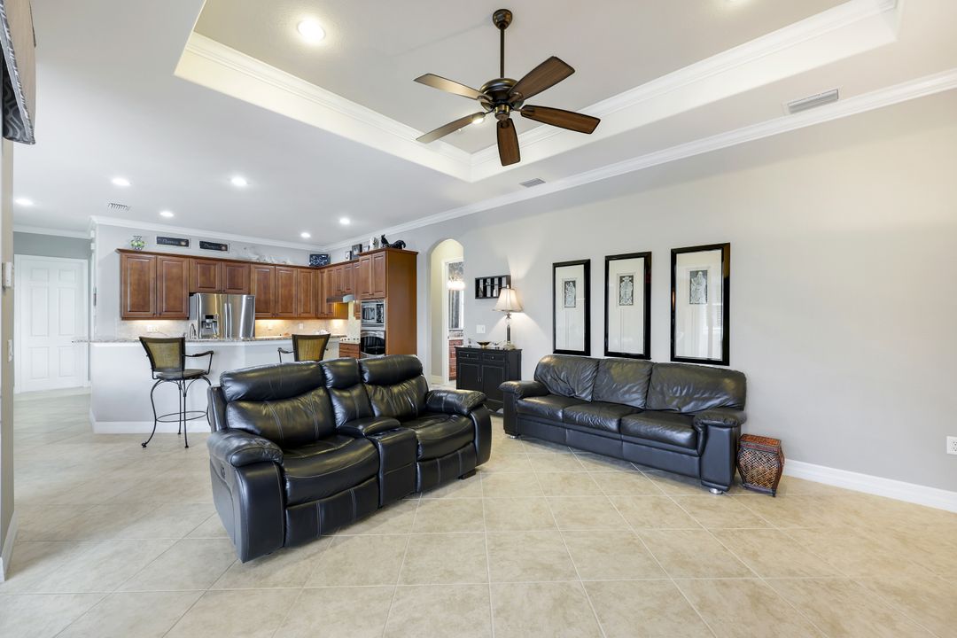 10026 Lions Bay Ct, Naples, FL 34120