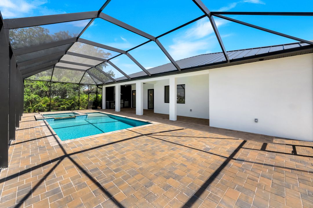 2617 Ceitus Pkwy, Cape Coral, FL 33991