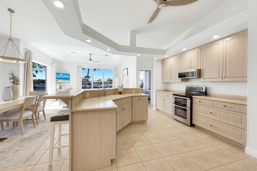 3106 SW 26th Ct, Cape Coral, FL 33914