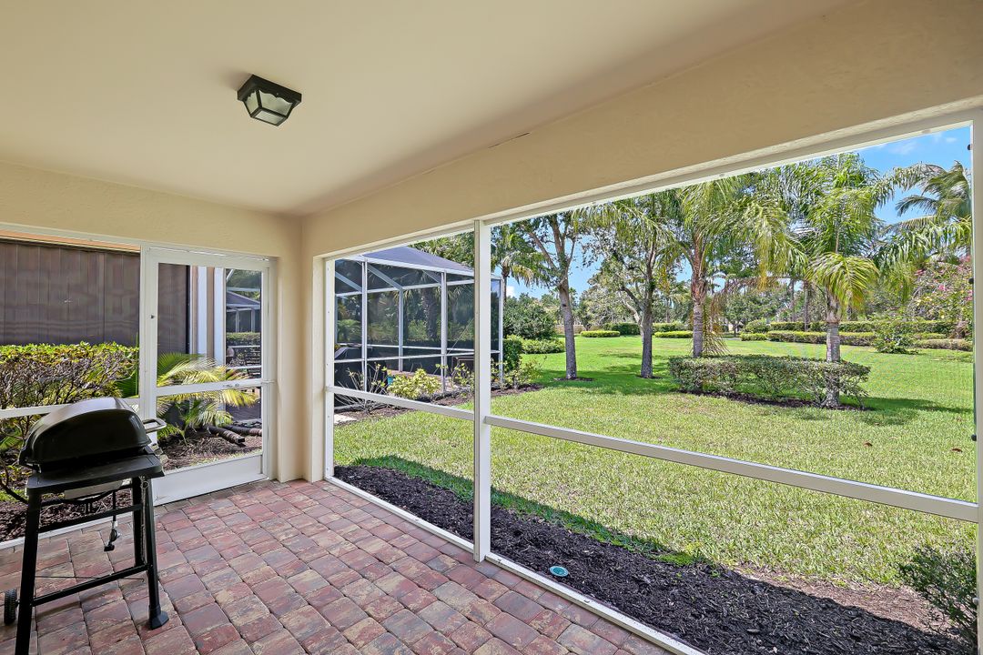 28022 Narwhal Way, Bonita Springs, FL 34135