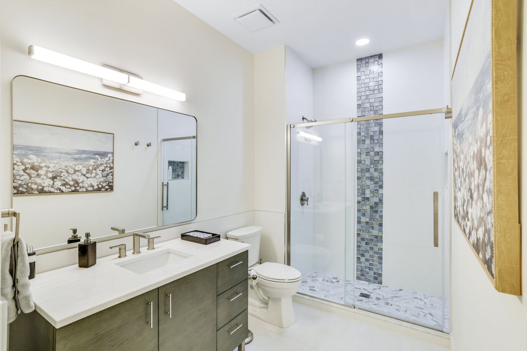 4956 Shaker Heights Ct, Naples, FL 34112