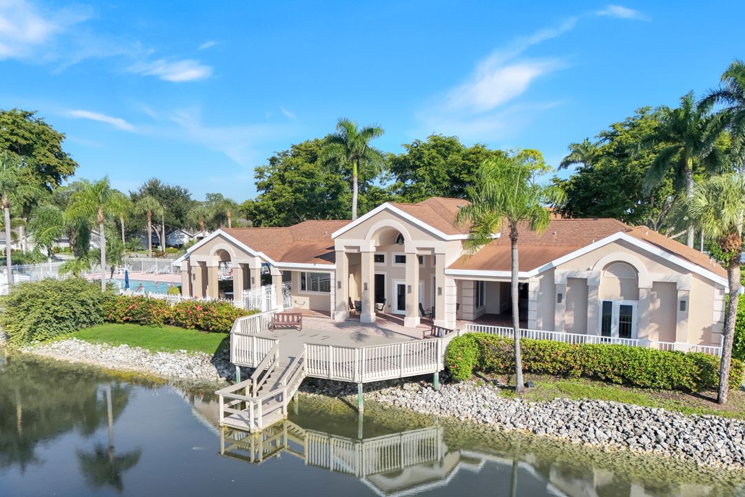 3260 W Crown Pointe Blvd #202, Naples, FL 34112