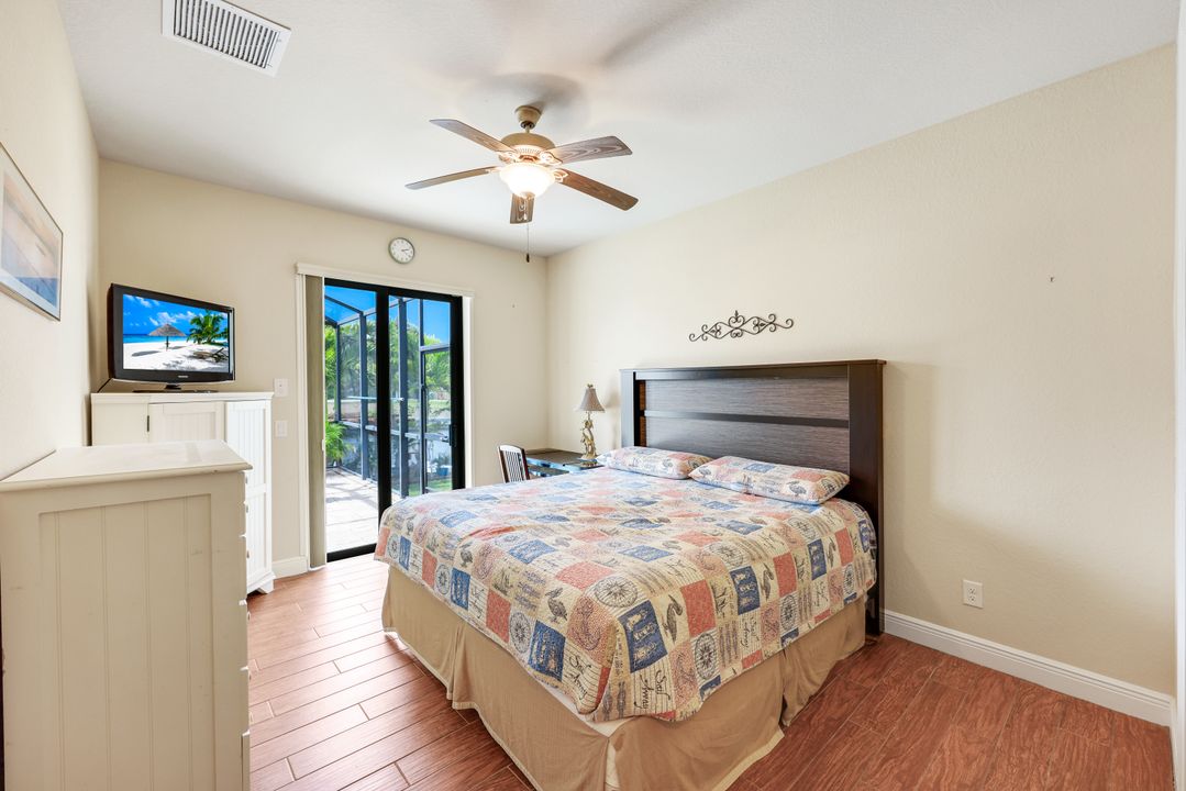 2364 NW 39th Ave, Cape Coral, FL 33993