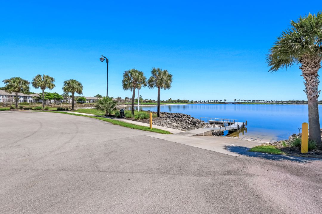 8839 Nautical Landing Cir #201, Naples, FL 34120