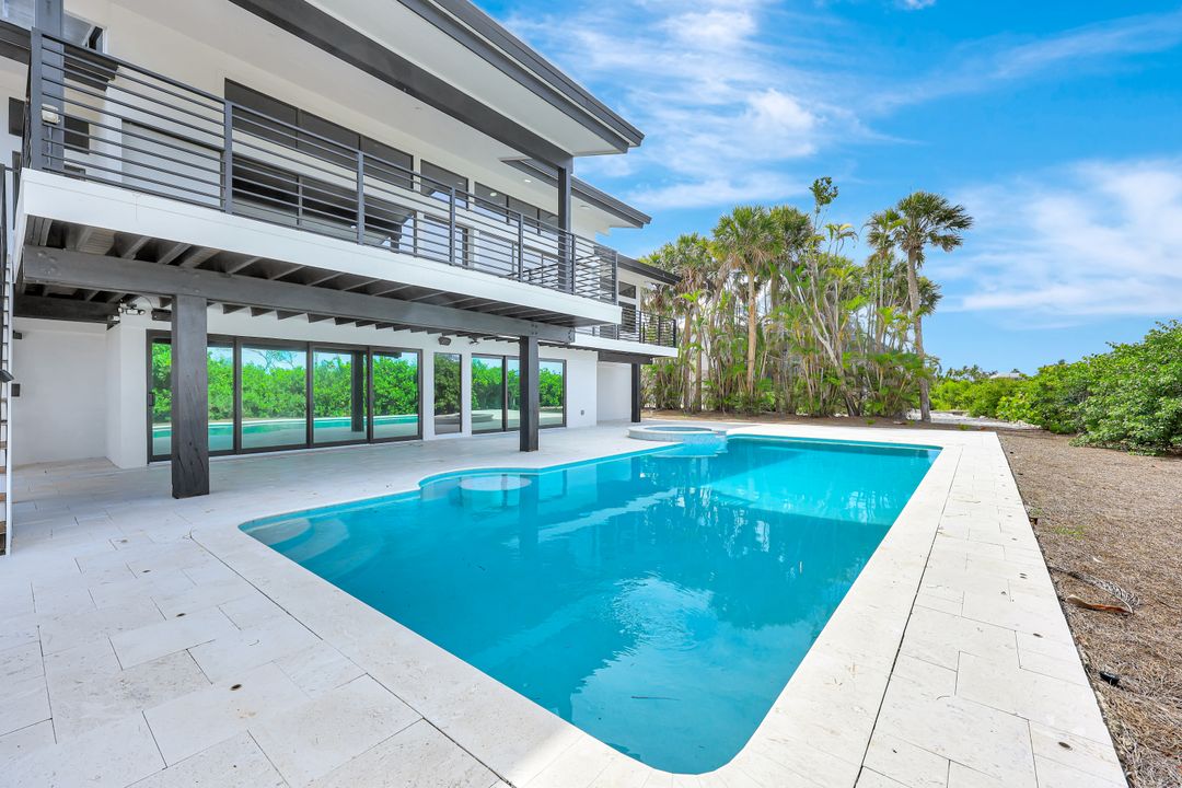 5435 Osprey Ct, Sanibel, FL 33957
