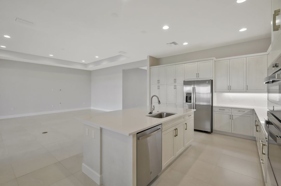 3748 Finsbury Wy, Fort Myers, FL 33905