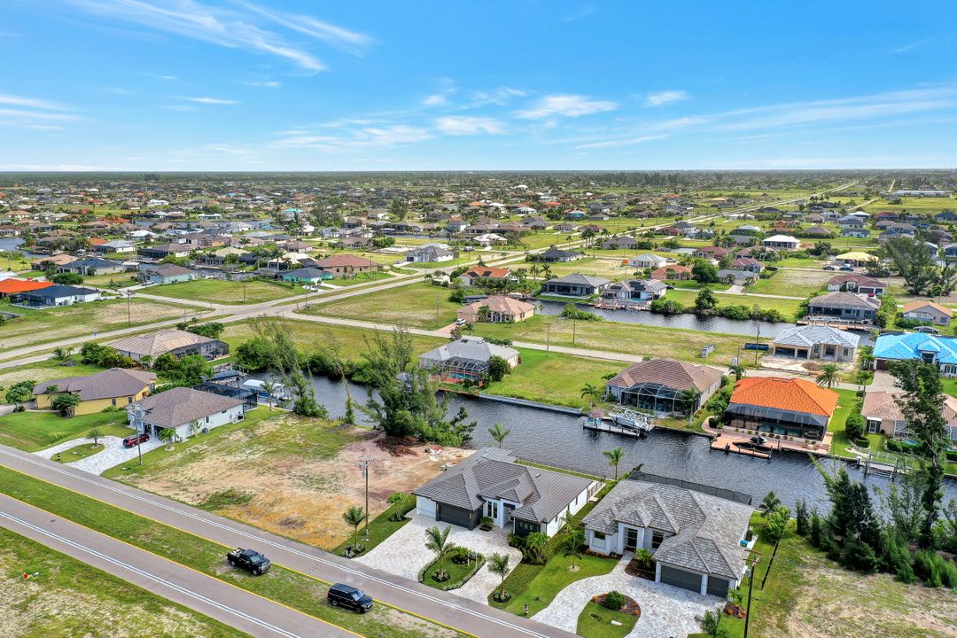 719 Old Burnt Store Rd N, Cape Coral, FL 33993