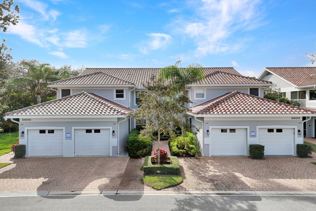 5600 Northboro Dr #201, Naples, FL 34110