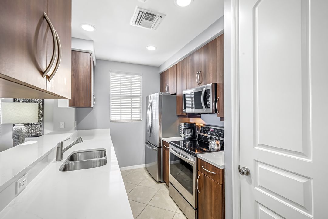 4633 Estero Blvd #201, Fort Myers Beach, FL 33931