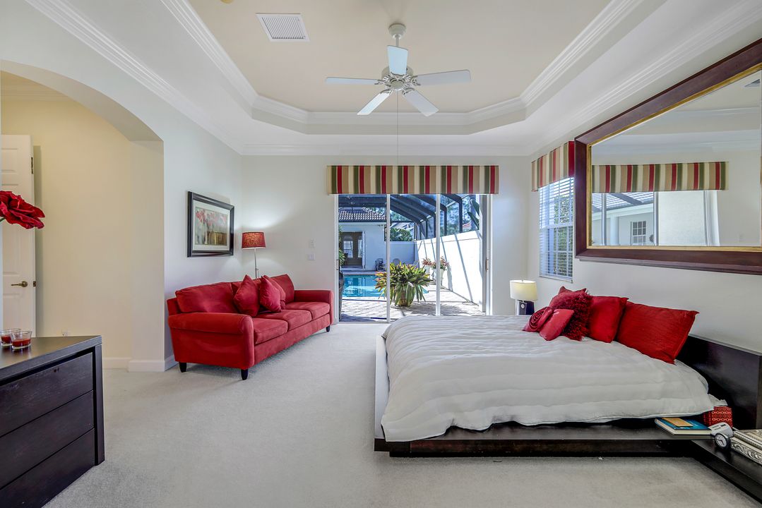 15835 Delasol Ln, Naples, FL 34110