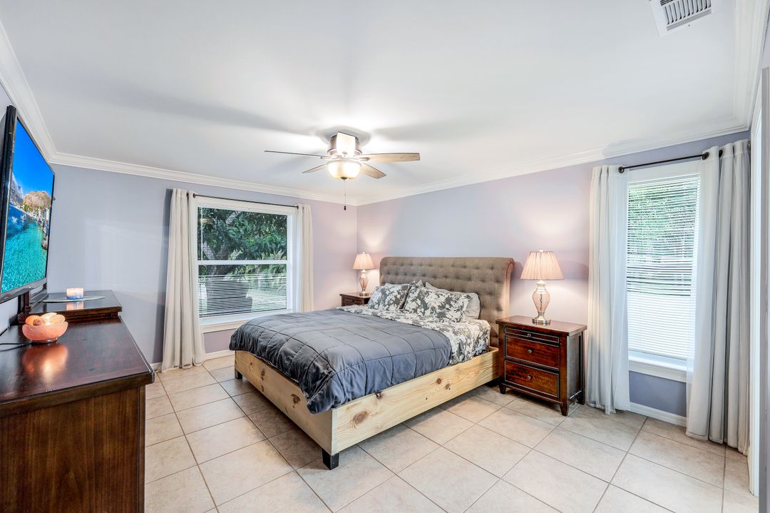 4295 14th St NE, Naples, FL 34120