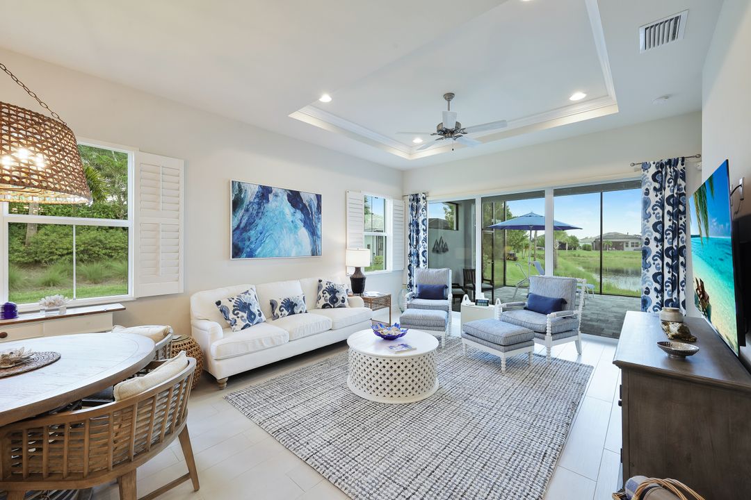 9004 Mayreau Way, Naples, FL