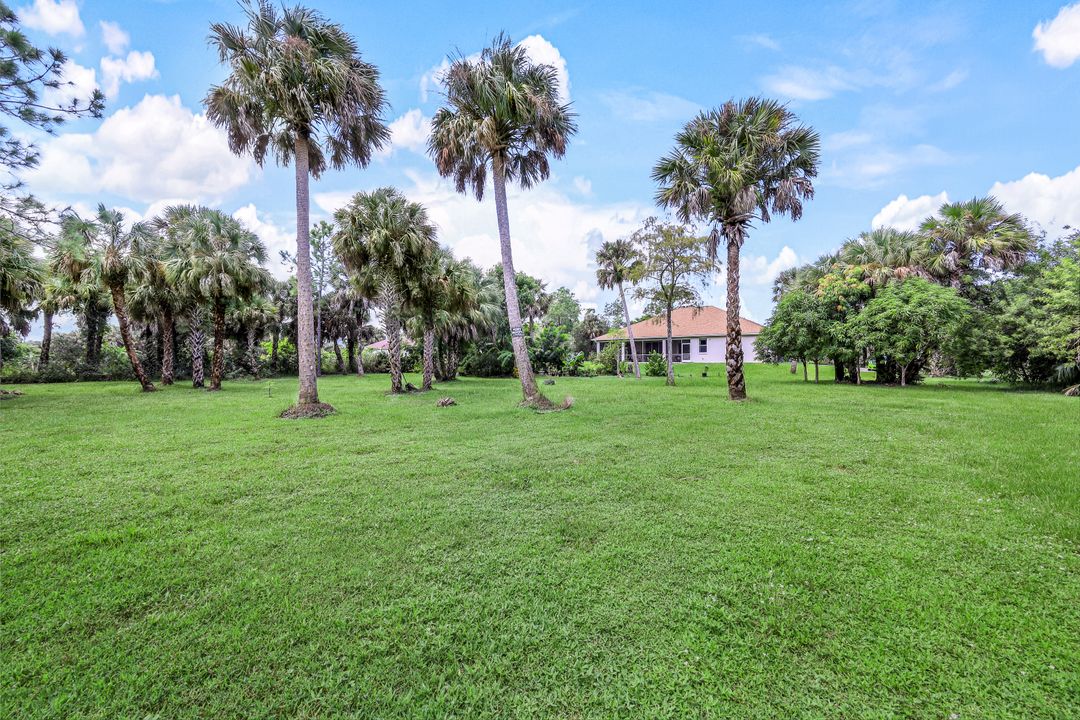 220 13th St SW, Naples, FL 34117