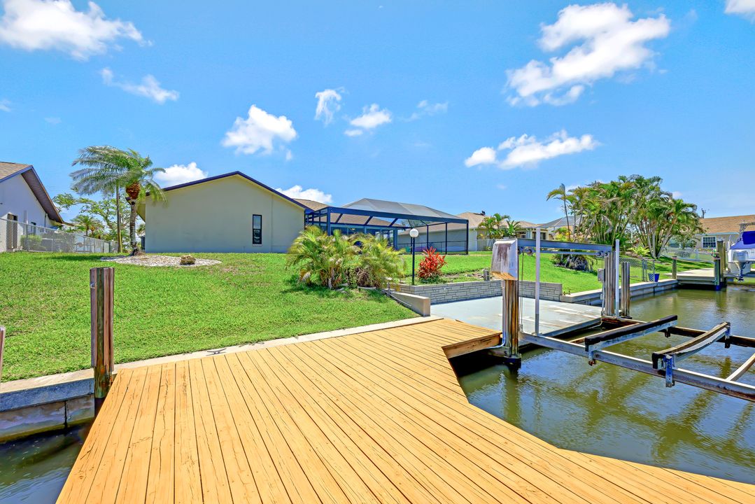 5032 Skyline Blvd, Cape Coral, FL 33914