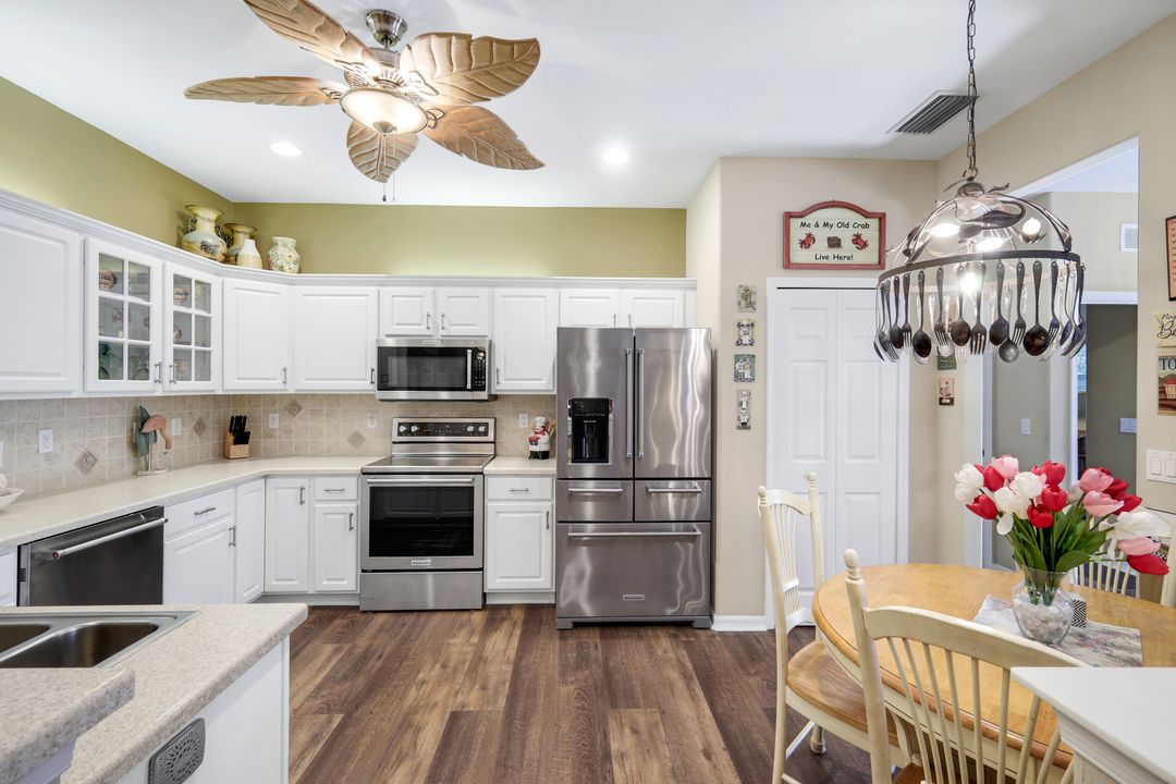 4062 Stow Way, Naples, FL 34116