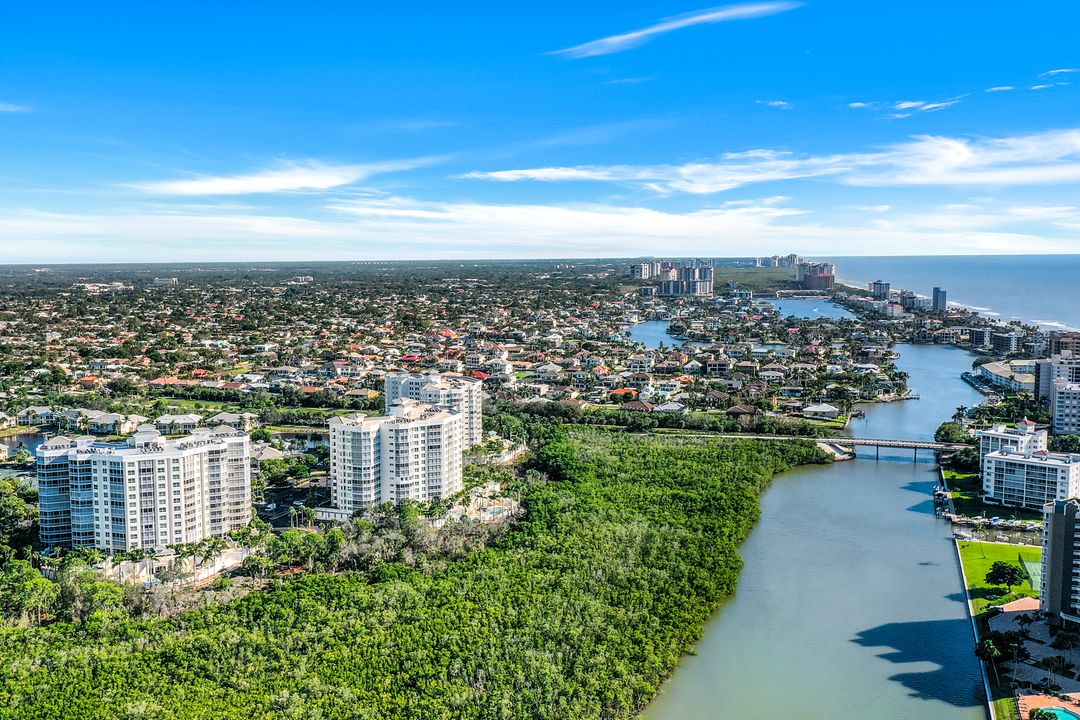 315 Dunes Blvd #307, Naples, FL 34110