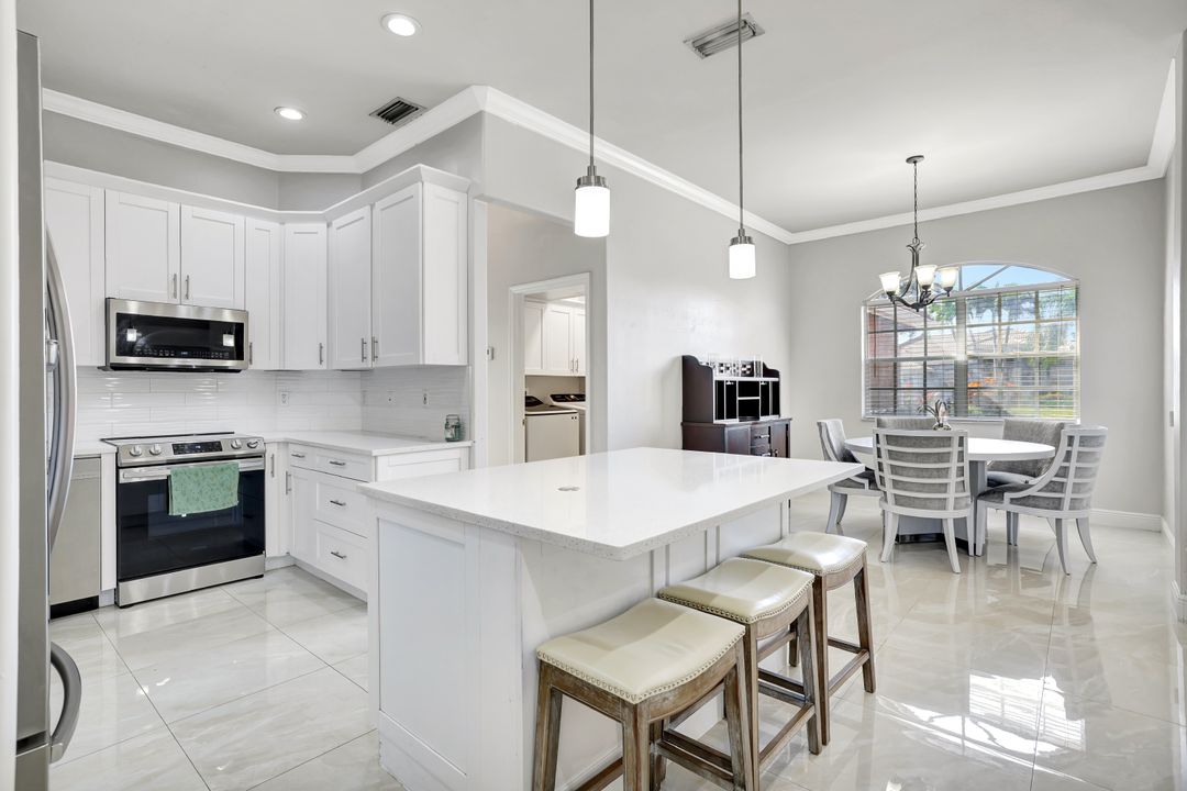 721 Grand Rapids Blvd, Naples, FL 34120