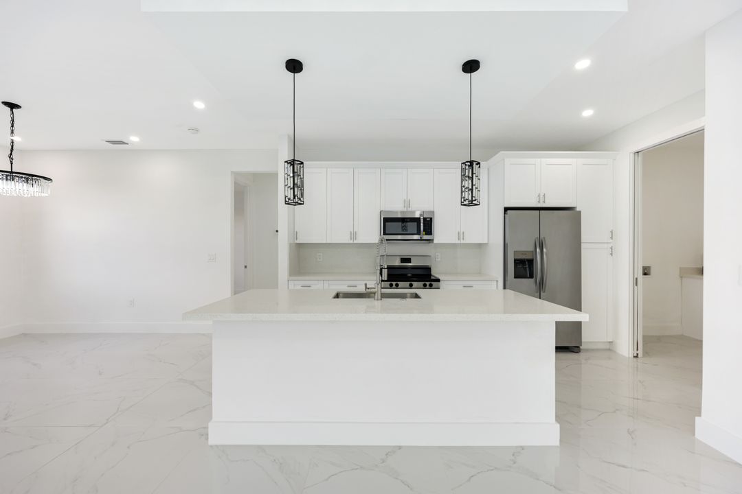 174 Partridge St, Lehigh Acres, FL 33974