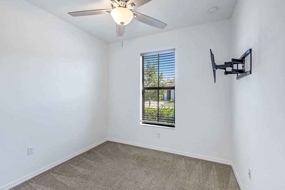 8793 Madrid Cir, Naples, FL 34104