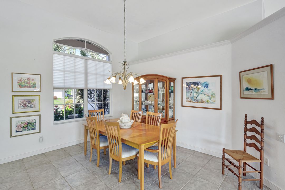 4315 SW 22nd Ct, Cape Coral, FL 33914