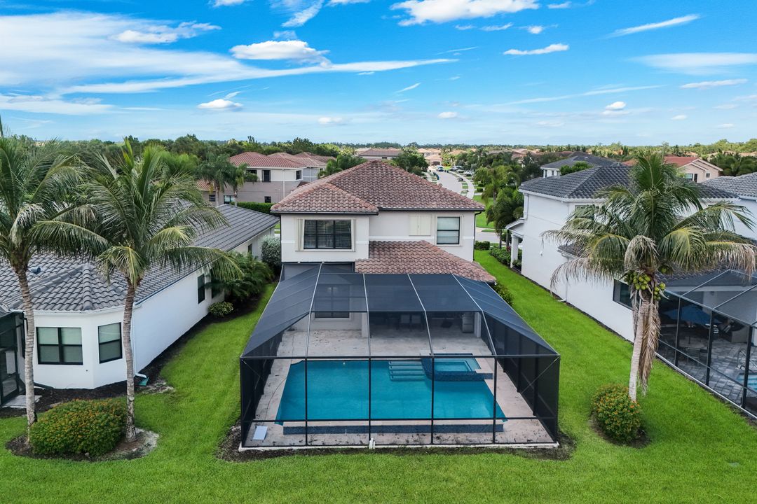 4500 Aurora St, Naples, FL 34119