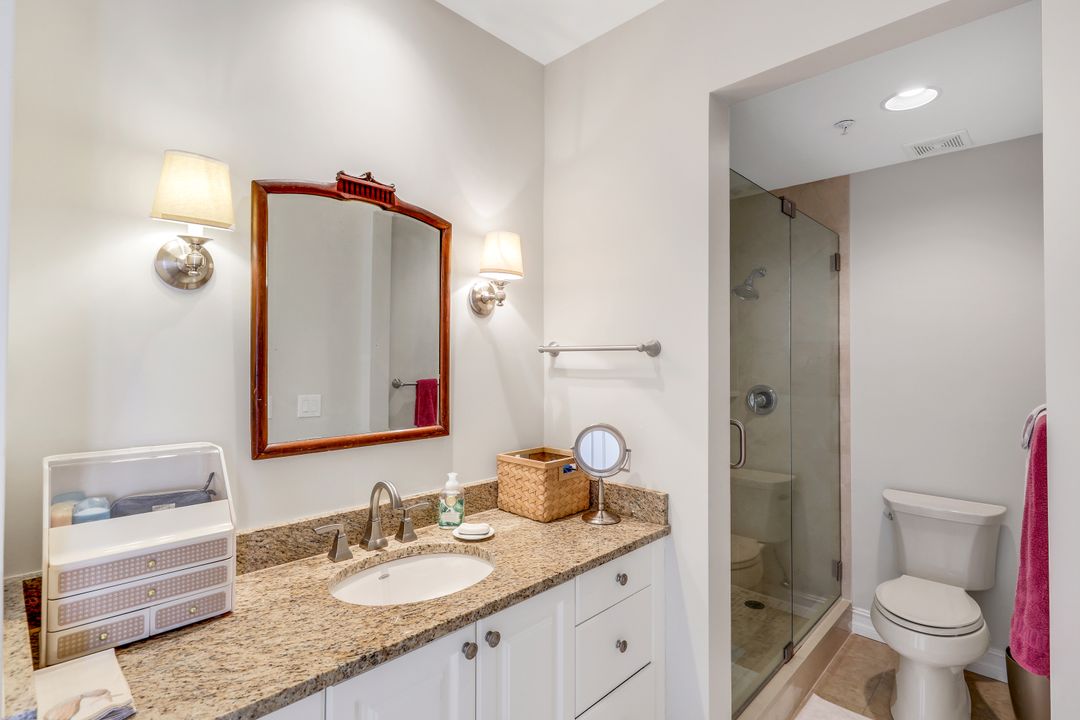 1895 Les Chateaux Blvd #302, Naples, FL 34109