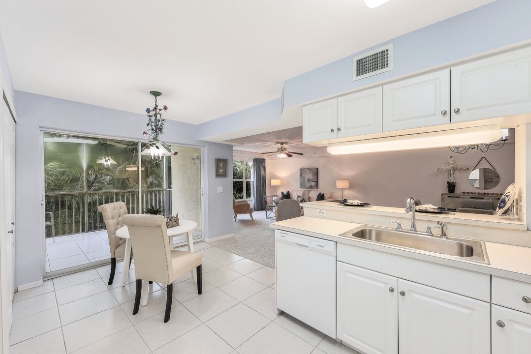 15465 Cedarwood Ln #7-202, Naples, FL 34110