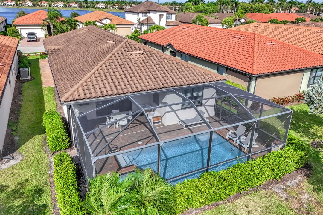 1603 Santiago Cir, Naples, FL 34113