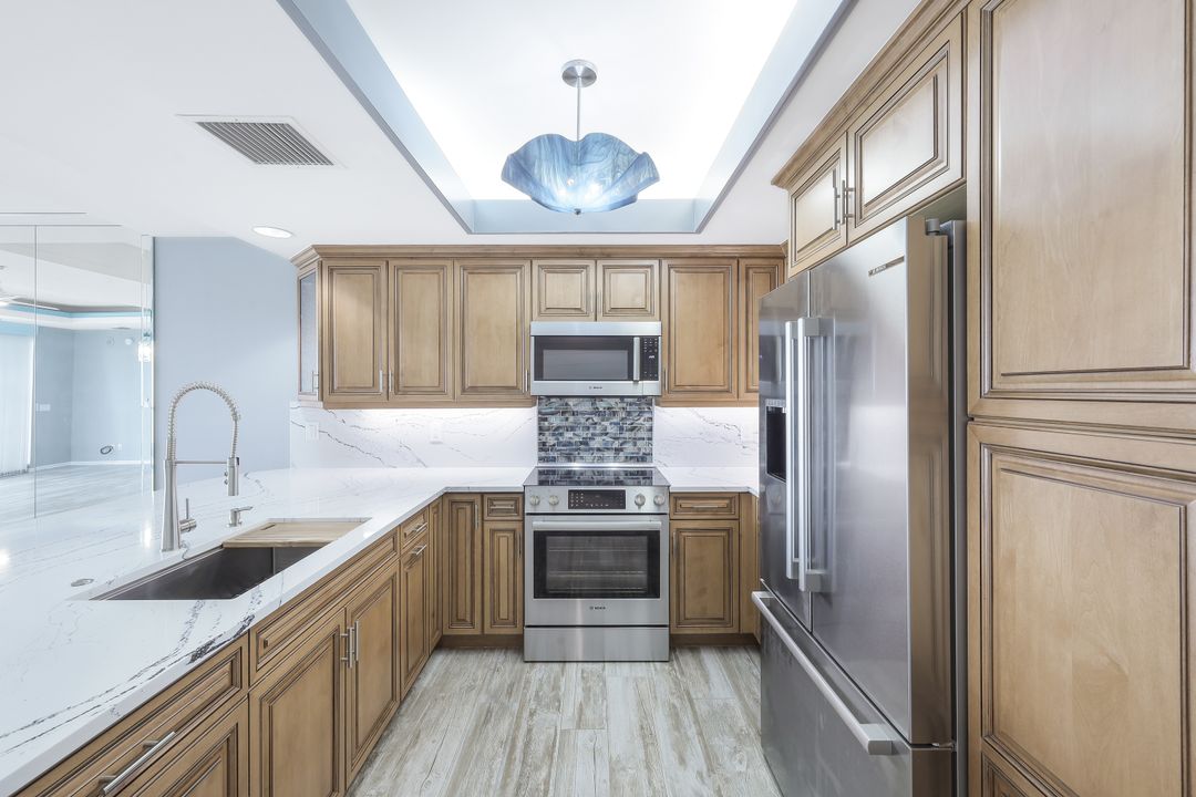 100 N Collier Blvd #PH7, Marco Island, FL 34145