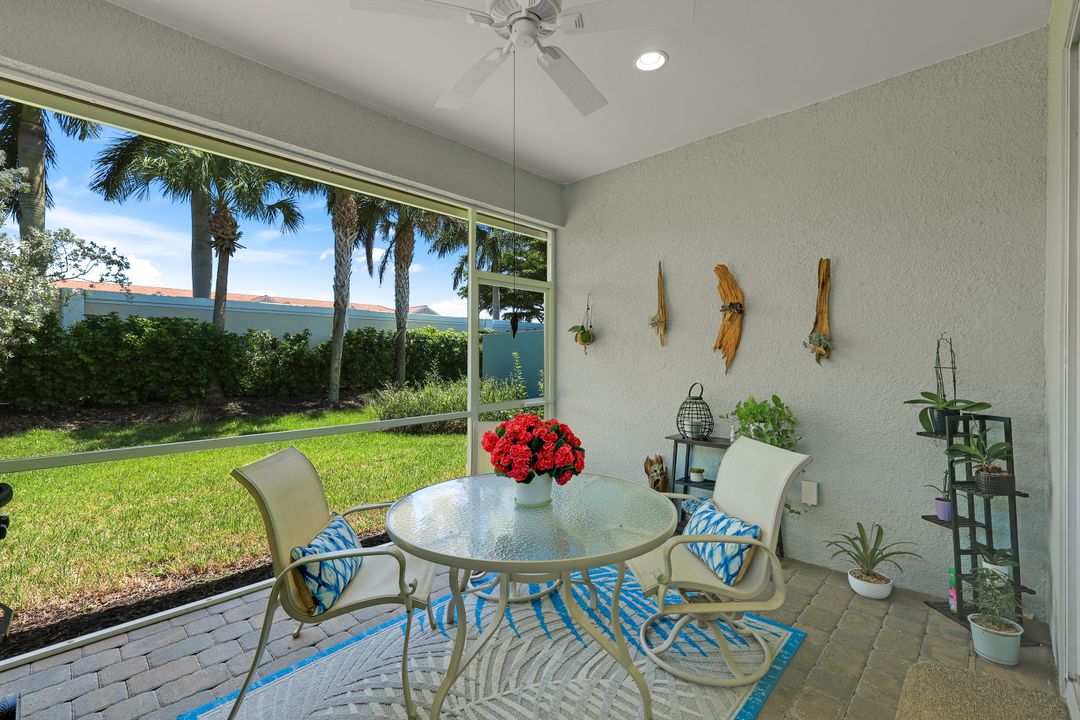10661 Jackson Square Dr, Estero, FL 33928