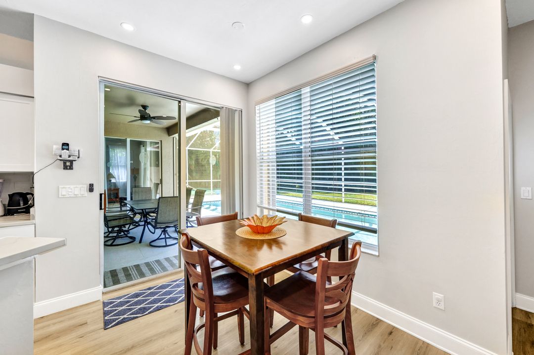 707 Teton Ct, Naples, FL 34104