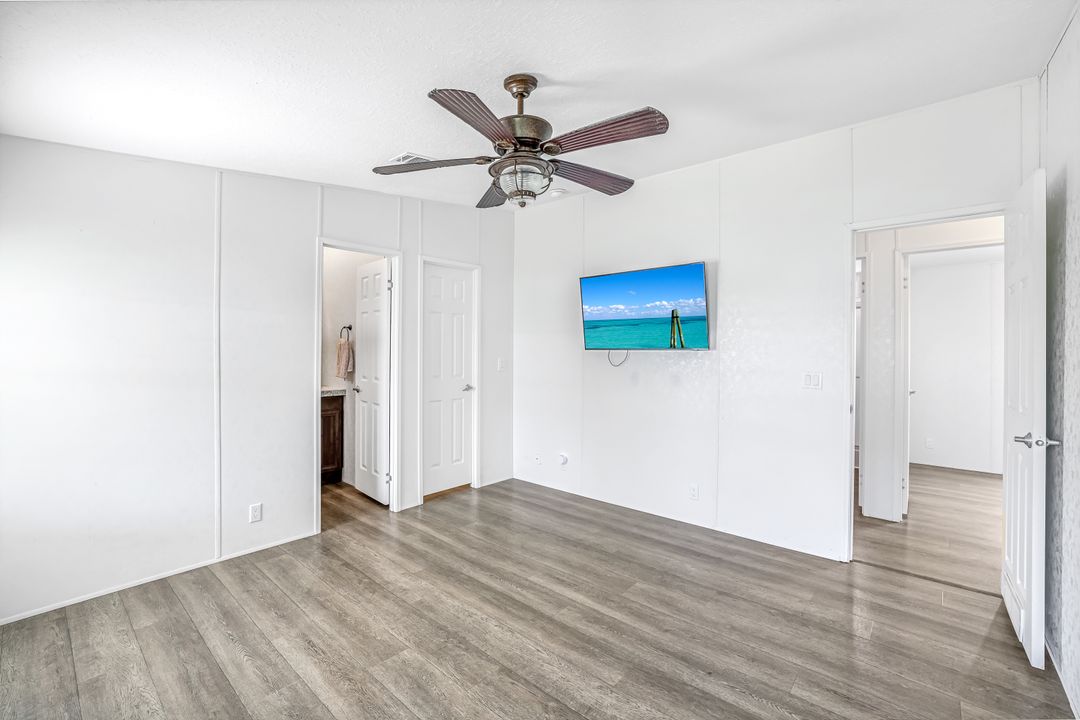 33 Covey Ln #33, Naples, FL 34114