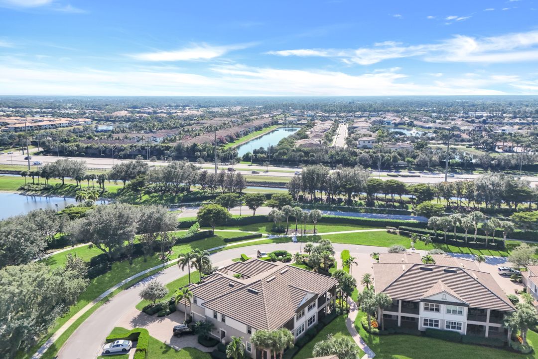 8771 Coastline Ct #201, Naples, FL 34120