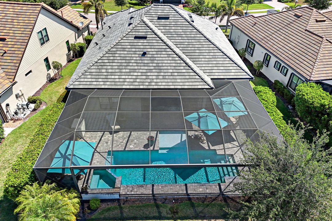 7597 Blackberry Dr, Naples, FL 34114