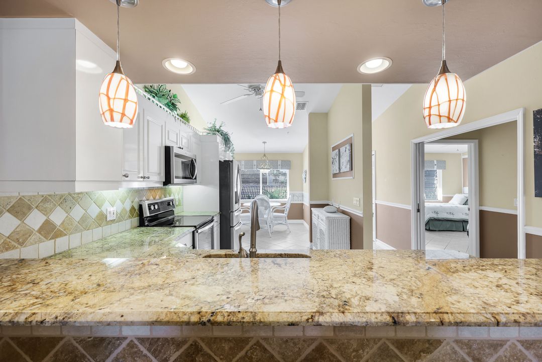 2375 Bayou Ln #4, Naples, FL 34112