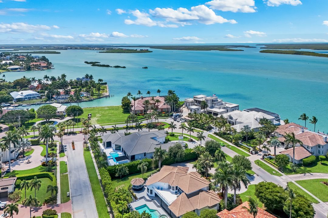 1578 S Barfield Ct, Marco Island, FL 34145