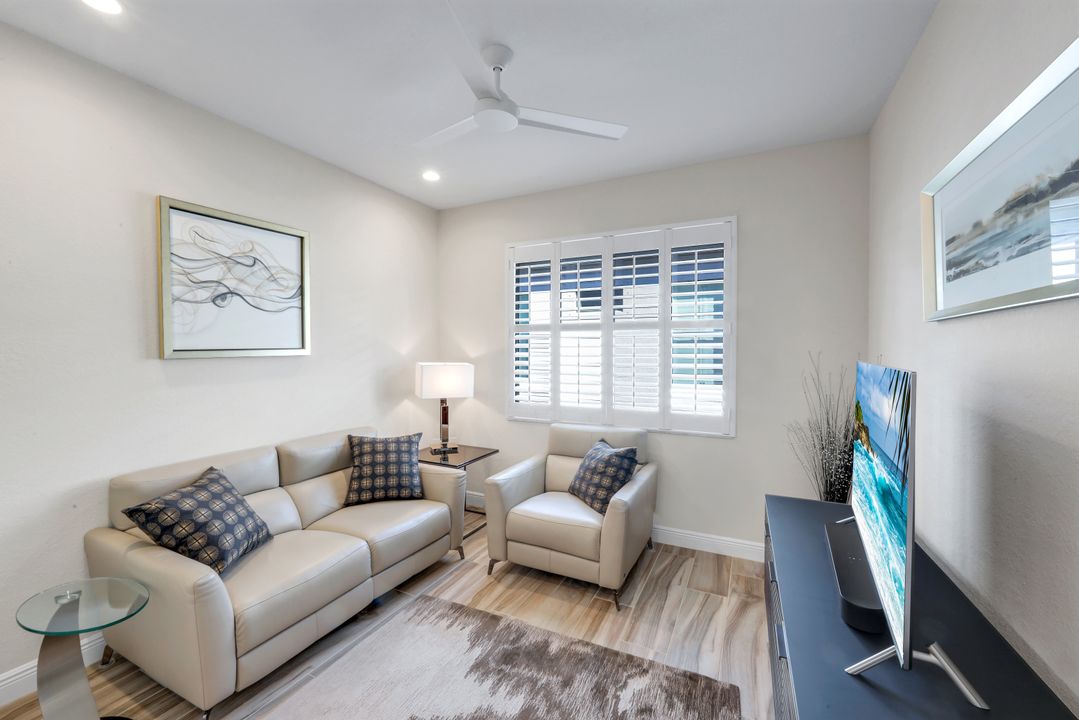 10126 Palazzo Dr, Naples, FL 34119