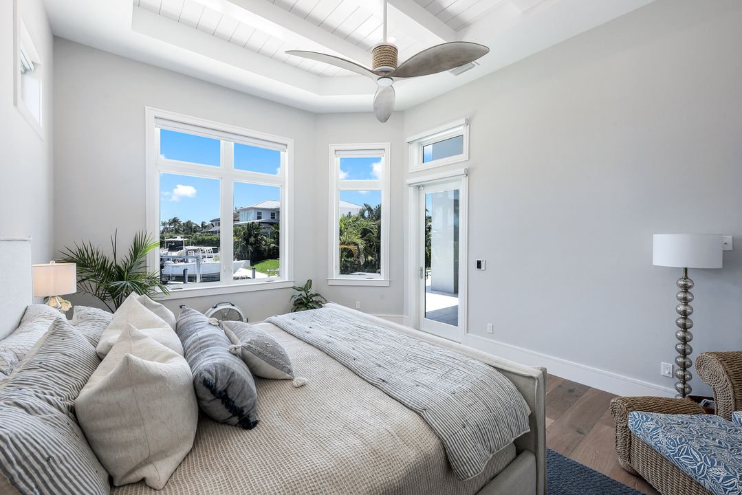 100 S Bahama Ave, Marco Island, FL 34145