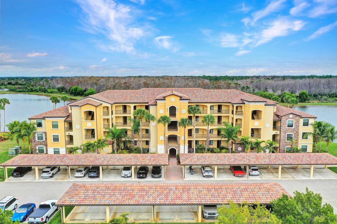 9572 Trevi Ct #5022, Naples, FL 34113