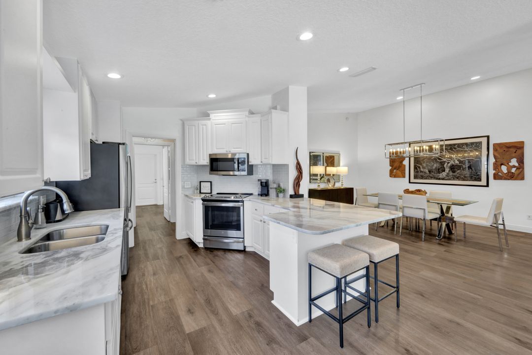 4525 Ossabaw Way, Naples, FL 34119