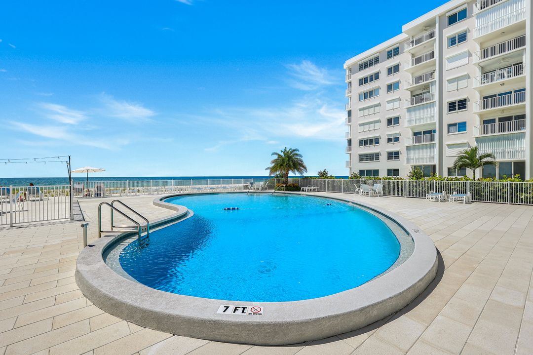 3443 Gulf Shore Blvd N #313, Naples, FL 34103