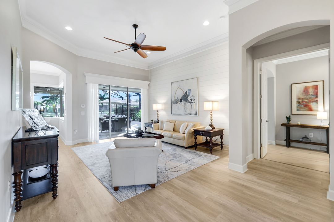 9356 Slate Ct, Naples, FL 34120