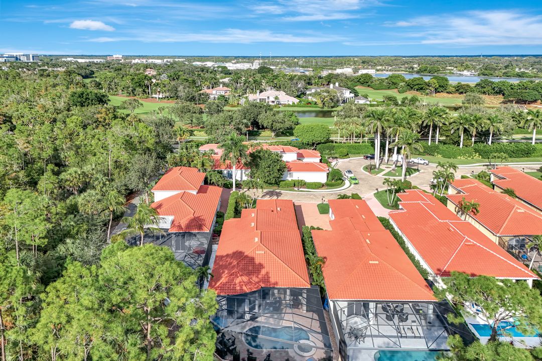 1282 Via Portofino, Naples, FL 34108