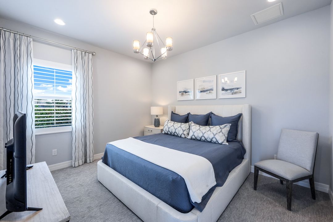 6215 Union Island Wy, Naples, FL 34113