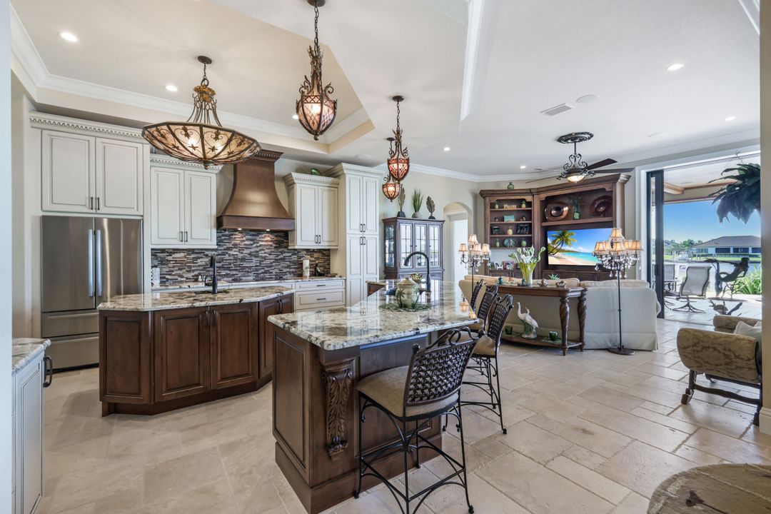 4108 NW 11th St, Cape Coral, FL 33993