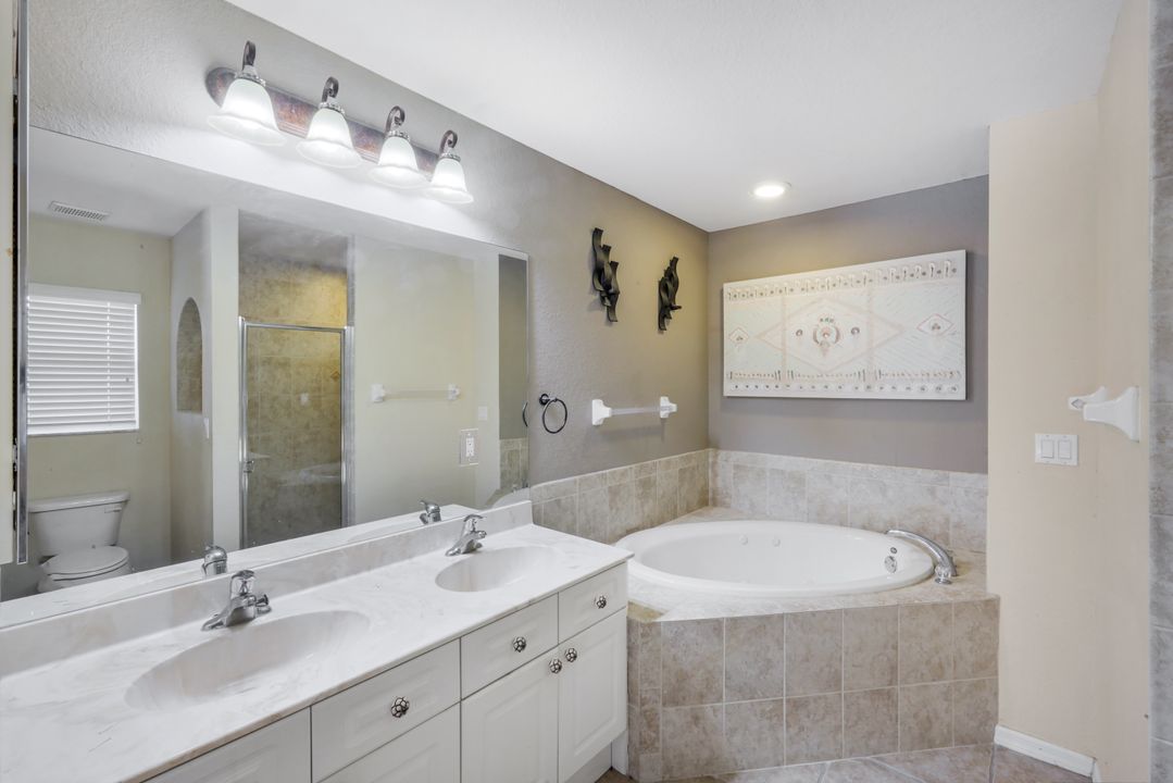 1121 NW 27th Ave, Cape Coral, FL 33993