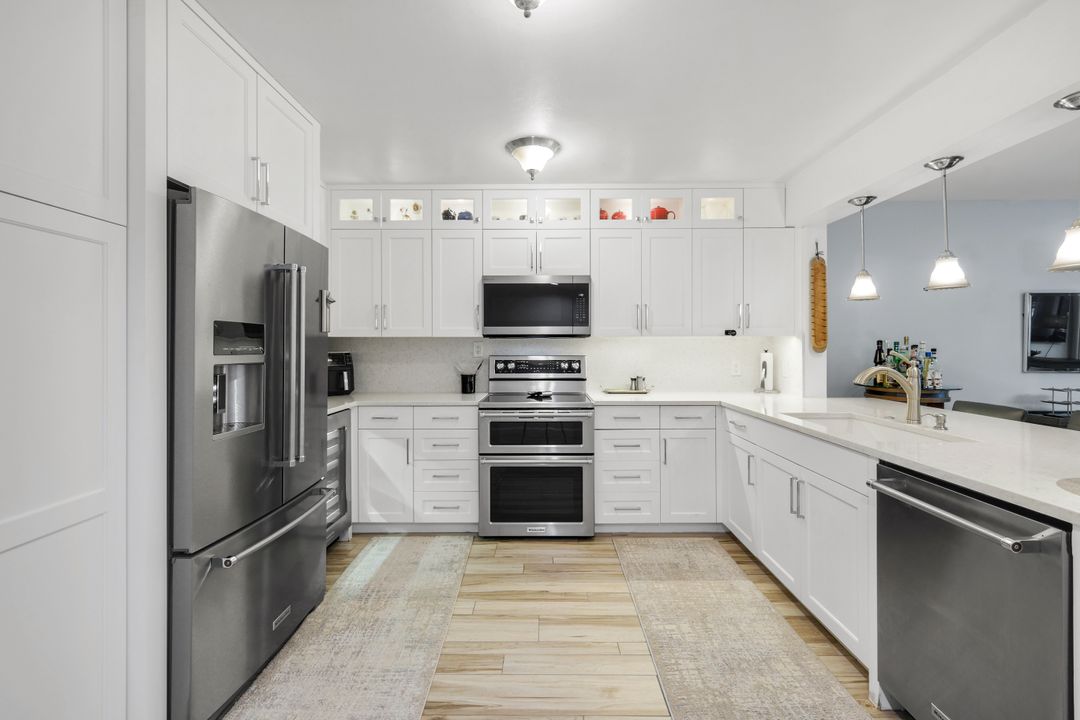 9901 Sunset Cove Ln #222, Fort Myers, FL 33919