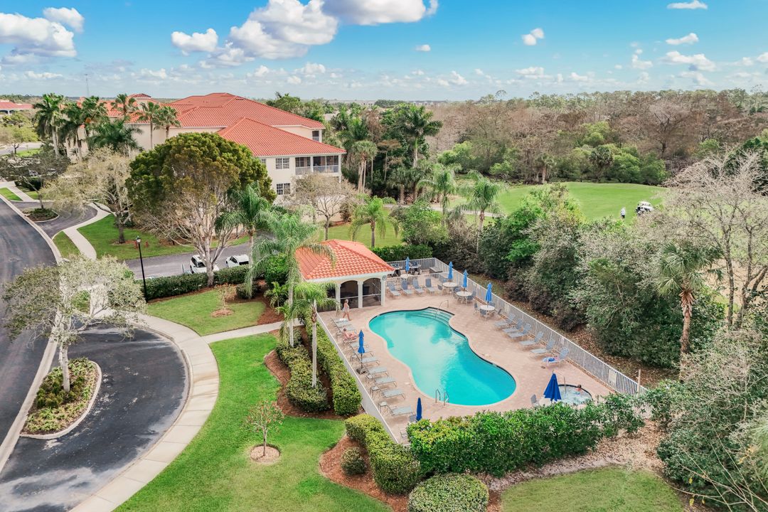 4843 Hampshire Ct #105, Naples, FL 34112