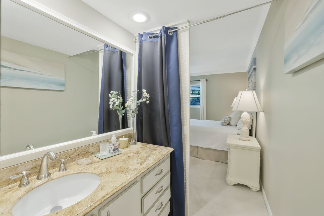 4126 Belair Ln #B10, Naples, FL 34103