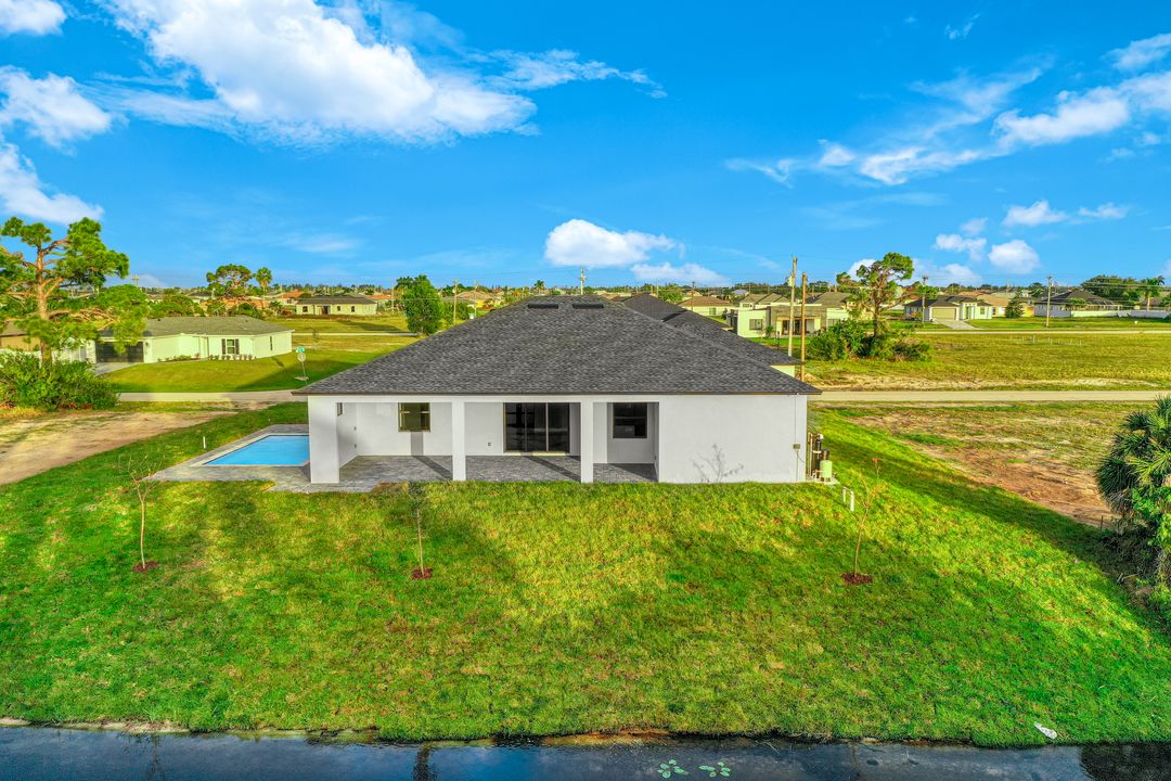 1224 NW 16th Pl, Cape Coral, FL 33993